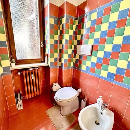 Apartment Spazioso Nel Cuore Di Biella